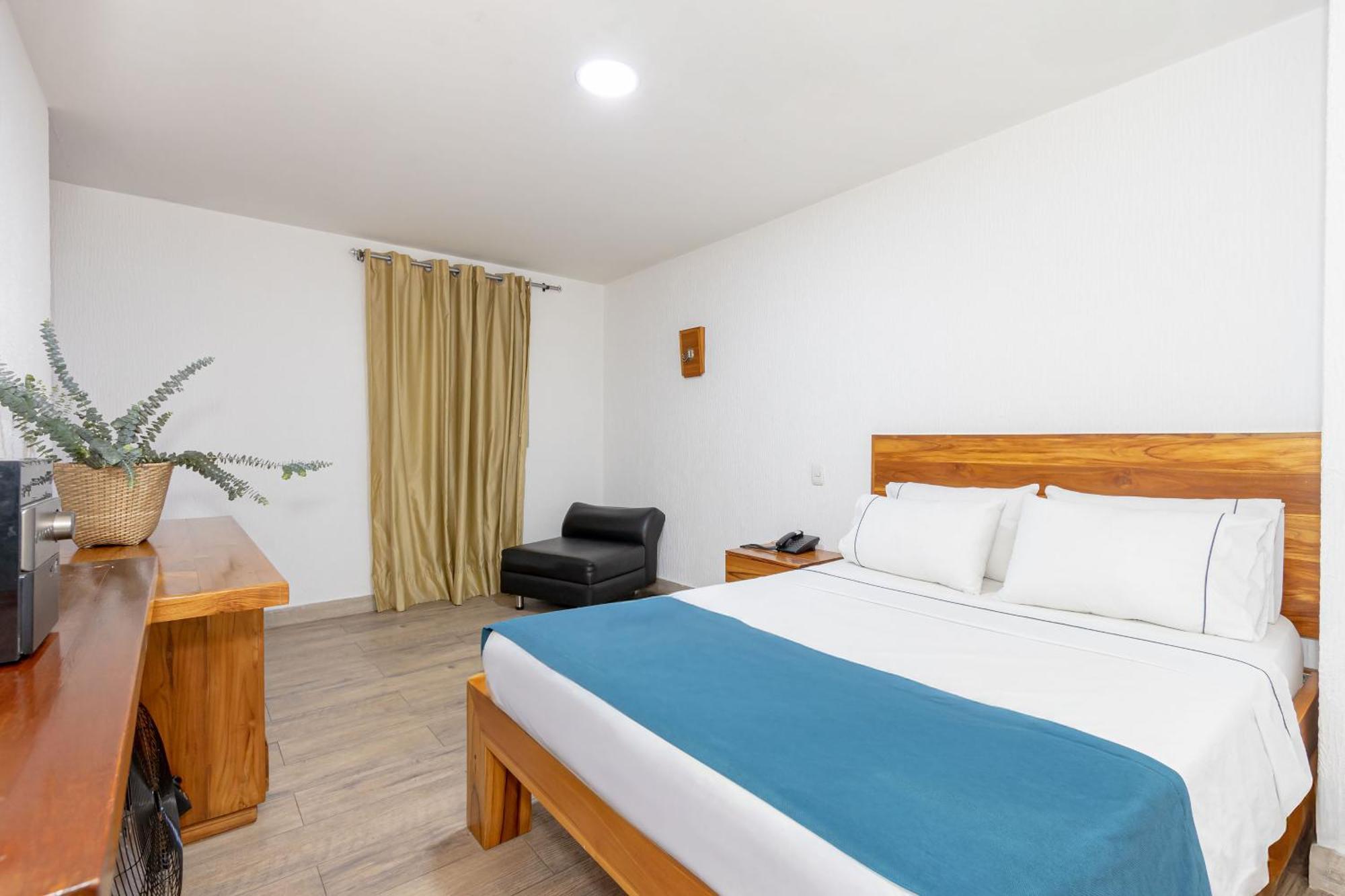 Hotel Prada Bello Bagian luar foto