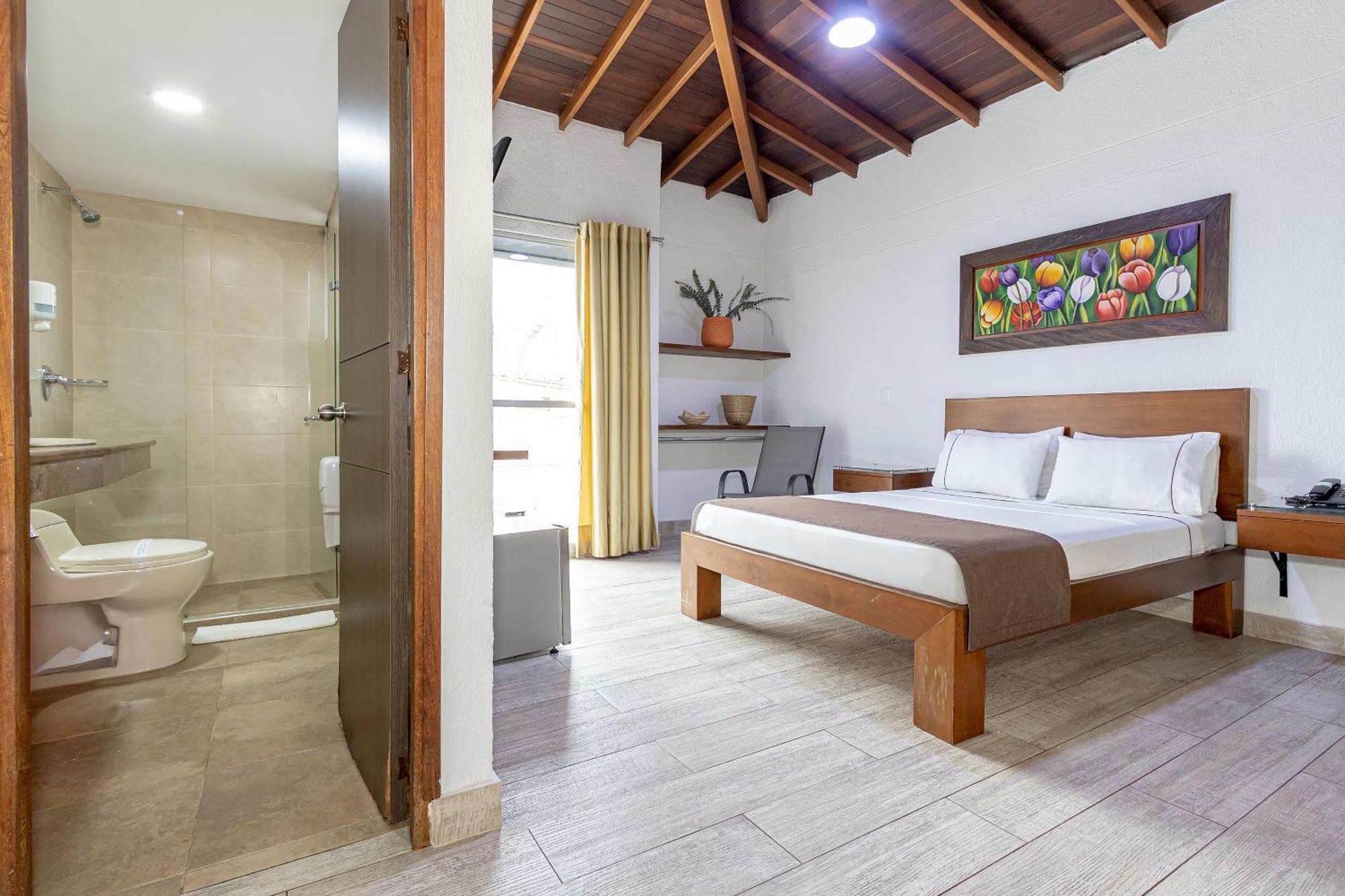Hotel Prada Bello Bagian luar foto