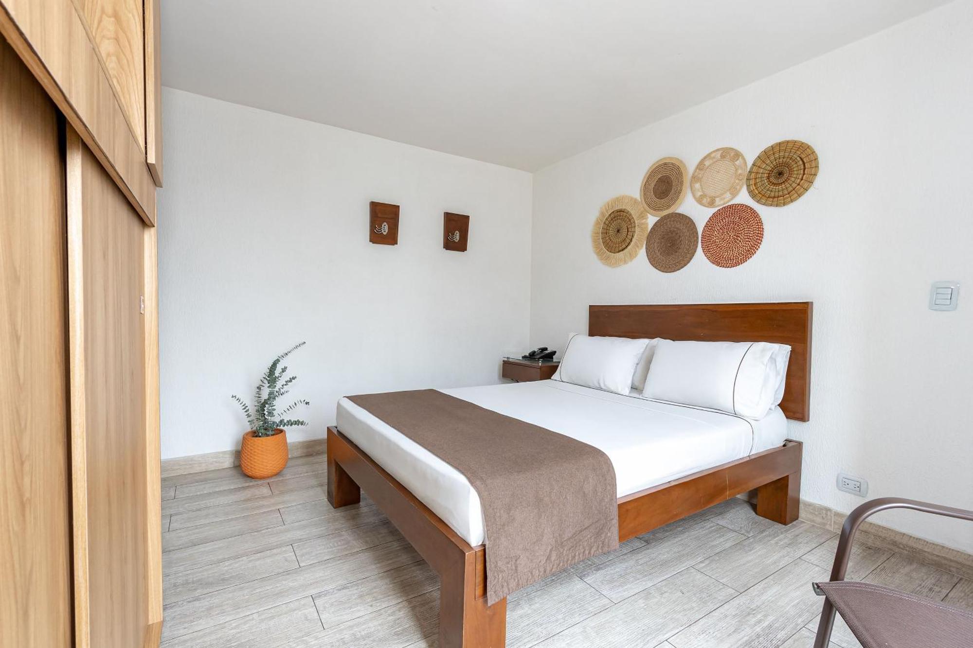 Hotel Prada Bello Bagian luar foto