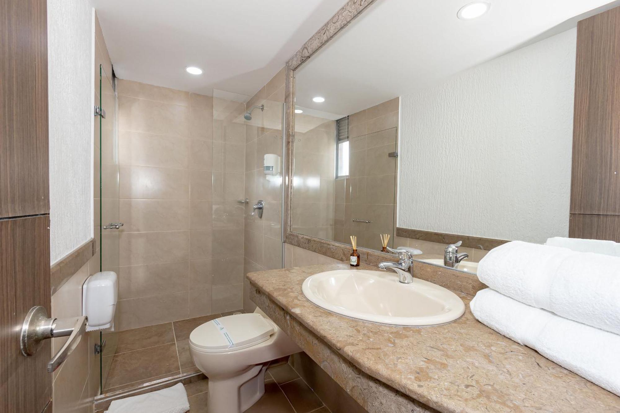 Hotel Prada Bello Bagian luar foto